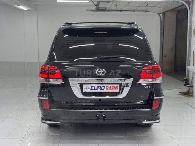 Toyota Land Cruiser-23