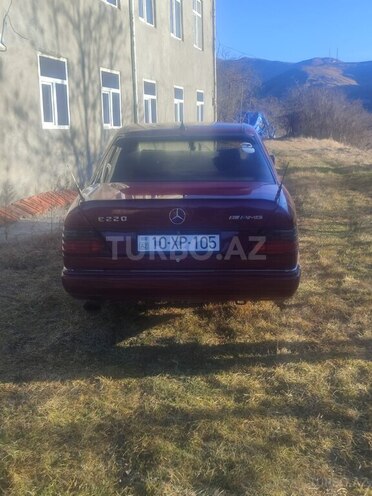 Mercedes E 200 1993, 600,000 km - 2.0 л - Gədəbəy