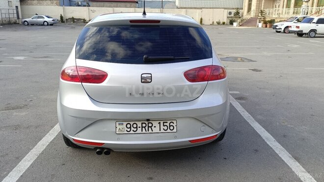 SEAT Leon-2