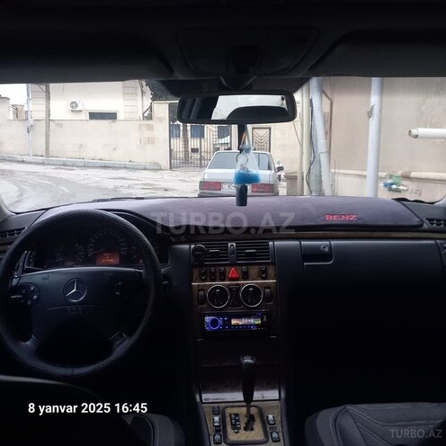 Mercedes E 270 2000, 374,000 km - 2.7 l - Bakı