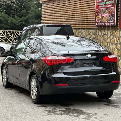 Kia Cerato 2014, 142,000 km - 1.8 l - Xudat