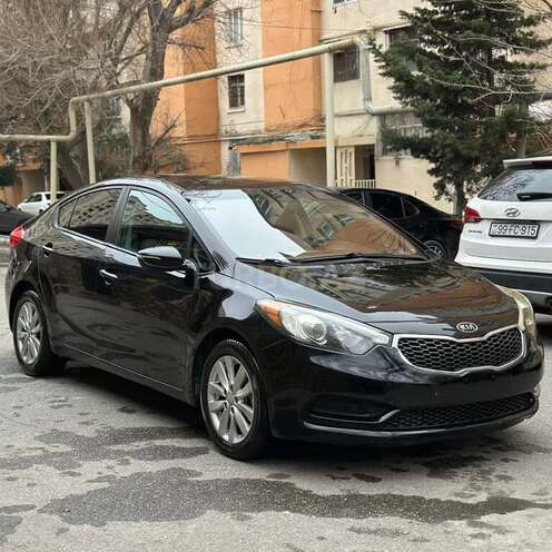Kia Cerato 2014, 142,000 km - 1.8 l - Xudat