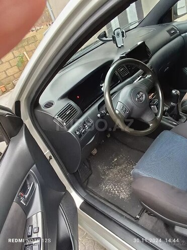 Toyota Corolla 2005, 290,000 km - 1.4 l - Bakı