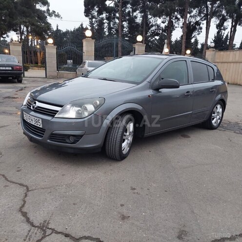 Opel Astra 2005, 320,000 km - 1.3 l - Salyan