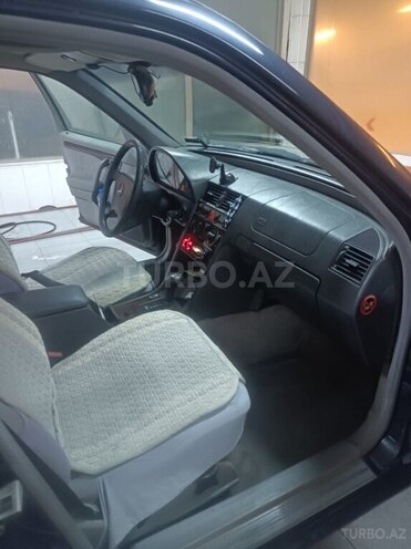 Mercedes C 200 1996, 480,000 km - 2.0 l - Sumqayıt