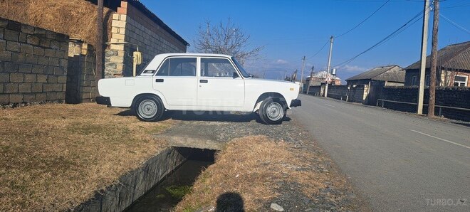 LADA (VAZ) 2107 2006, 98,425 km - 1.6 л - Zaqatala