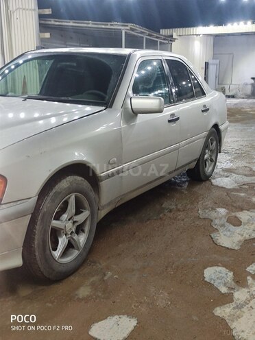 Mercedes C 220 1995, 314,000 km - 2.2 l - Bakı