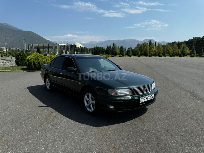 Nissan Maxima 1998, 255,000 km - 3.0 л - Qax