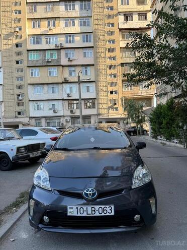 Toyota Prius 2015, 148,000 km - 1.8 l - Bakı