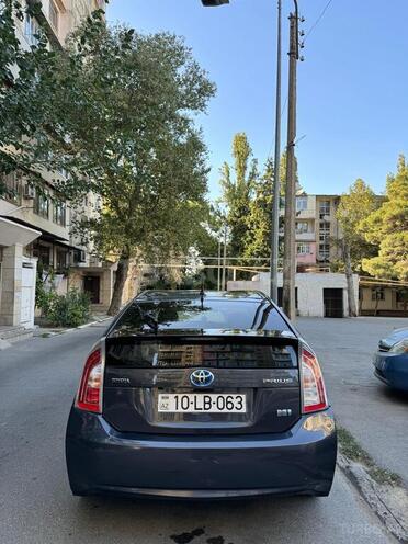 Toyota Prius 2015, 148,000 km - 1.8 l - Bakı