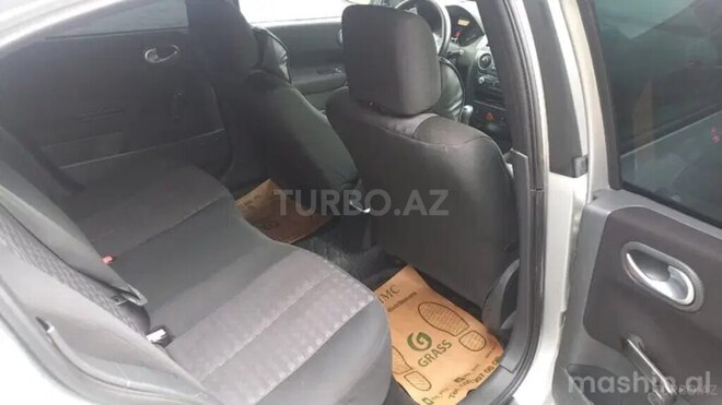 Renault Megane 2006, 194,388 km - 1.4 l - Qusar