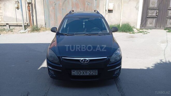 Hyundai i30 2010, 300,000 km - 1.6 л - Şirvan