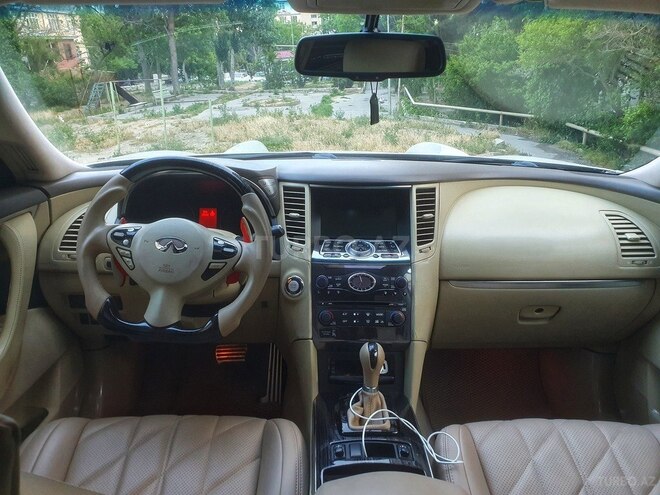 Infiniti FX35 2009, 130,000 km - 3.5 l - Balakən