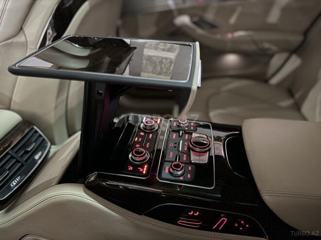 Audi A8 2014, 101,000 km - 4.0 l - Bakı