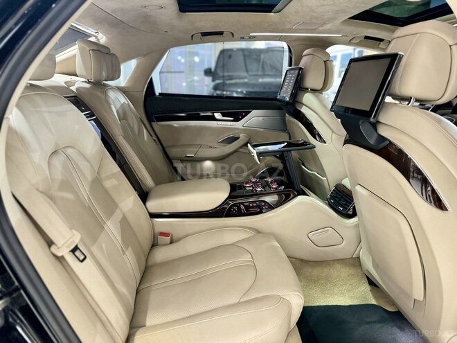 Audi A8 2014, 101,000 km - 4.0 l - Bakı