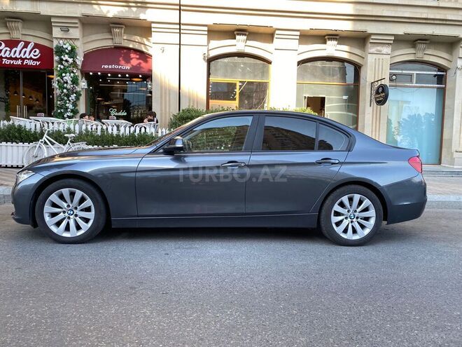 BMW 320-9