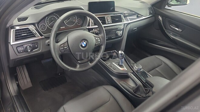 BMW 320-12