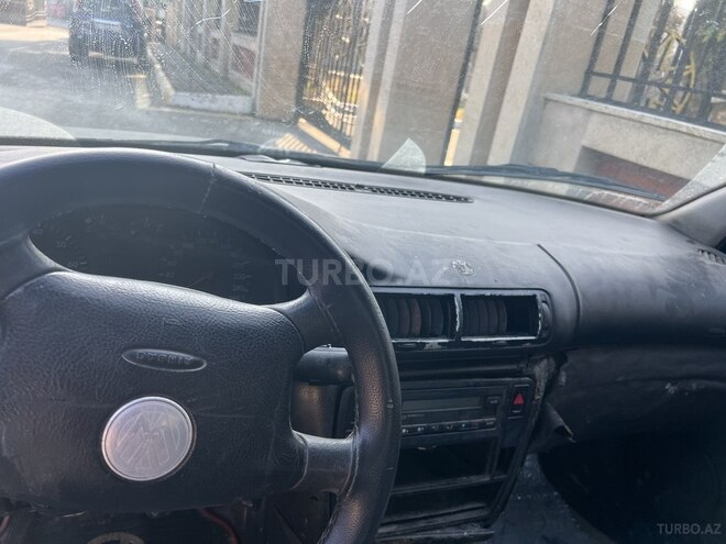 Volkswagen Passat 1998, 200,200 km - 1.8 л - Sumqayıt