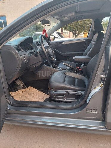 Volkswagen Jetta 2017, 120,000 km - 1.4 l - Naxçıvan