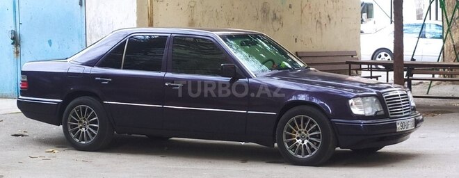 Mercedes E 220 1995, 440,380 km - 2.2 l - Bakı