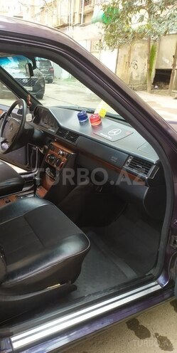 Mercedes E 220 1995, 440,380 km - 2.2 l - Bakı