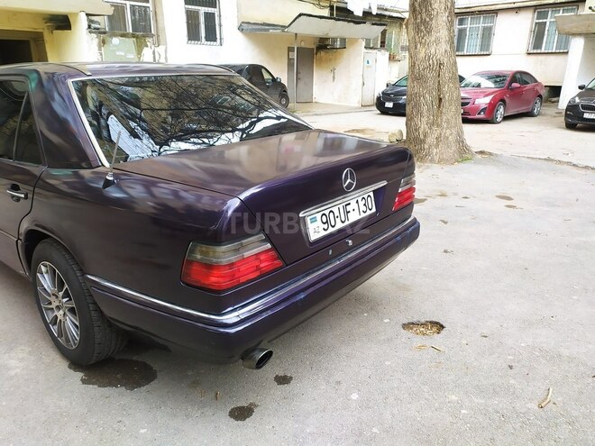 Mercedes E 220 1995, 440,380 km - 2.2 l - Bakı