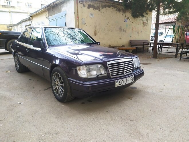 Mercedes E 220 1995, 440,380 km - 2.2 l - Bakı