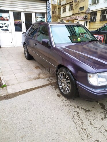 Mercedes E 220 1995, 440,380 km - 2.2 l - Bakı