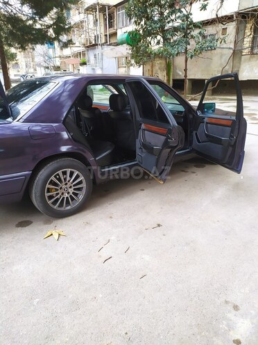 Mercedes E 220 1995, 440,380 km - 2.2 l - Bakı