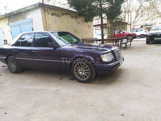 Mercedes E 220 1995, 440,380 km - 2.2 l - Bakı