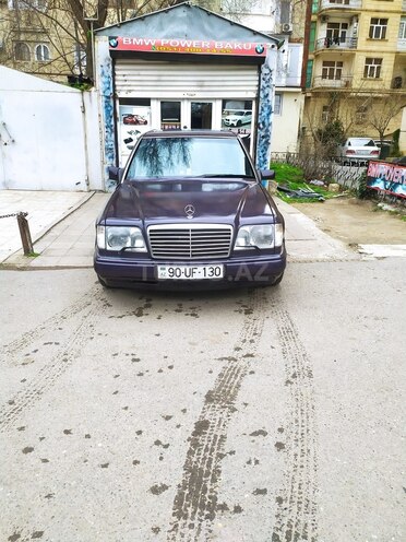 Mercedes E 220 1995, 440,380 km - 2.2 l - Bakı