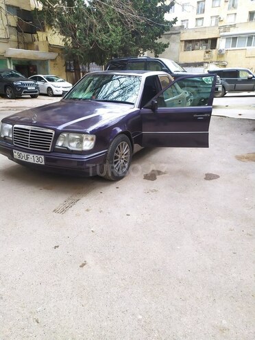 Mercedes E 220 1995, 440,380 km - 2.2 l - Bakı