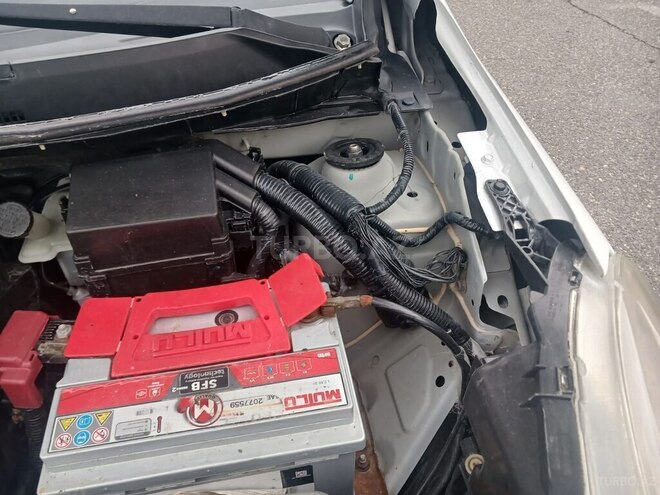 Nissan Sunny 2012, 182,000 km - 1.5 l - Bakı