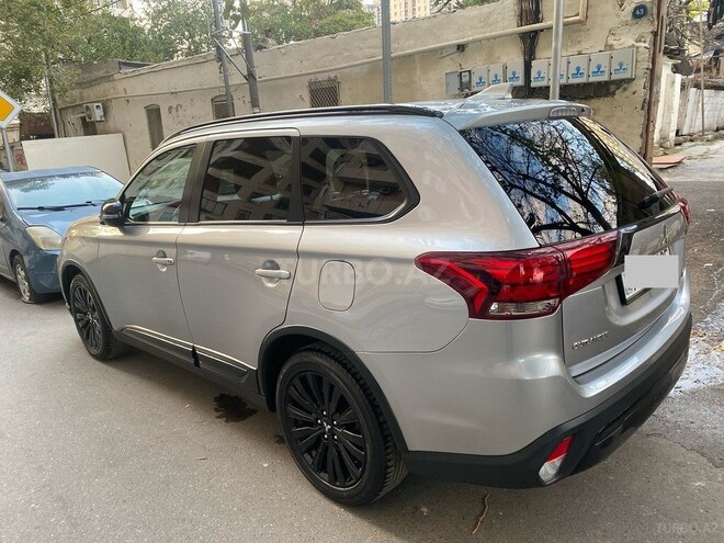 Mitsubishi Outlander 2020, 152,900 km - 2.4 l - Bakı