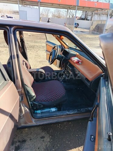 LADA (VAZ) 2109 1995, 200,000 km - 1.6 л - Quba