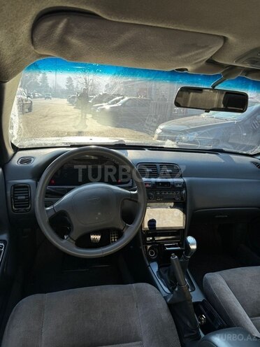 Nissan Maxima 1998, 255,000 km - 3.0 л - Qax