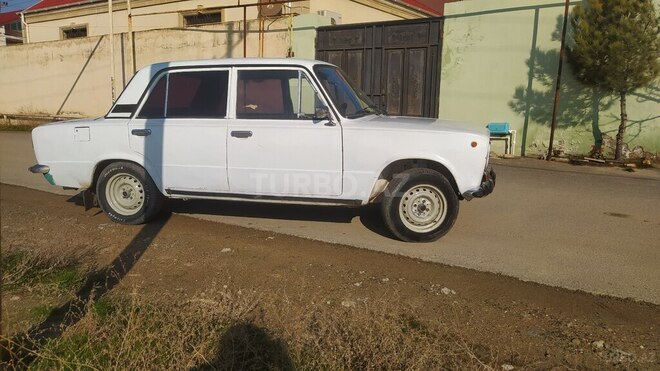 LADA (VAZ) 21011 1981, 95,000 km - 1.3 л - Bakı