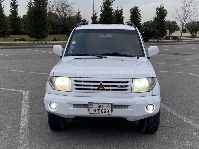 Mitsubishi Pajero io 1999, 263,000 km - 1.8 l - Sumqayıt