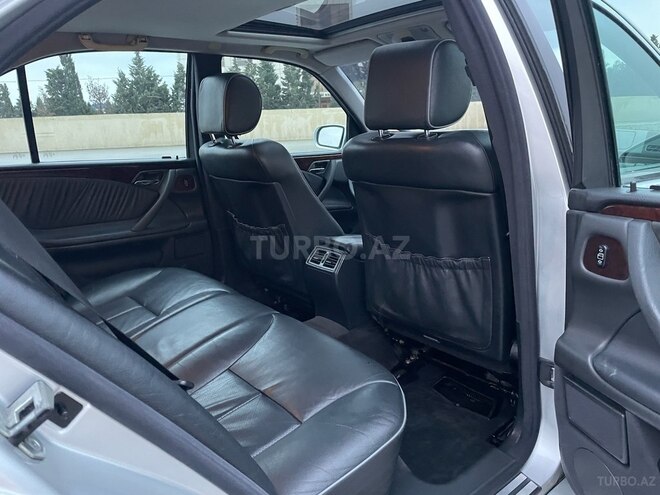 Mercedes E 240 2000, 312,863 km - 2.4 л - Bakı