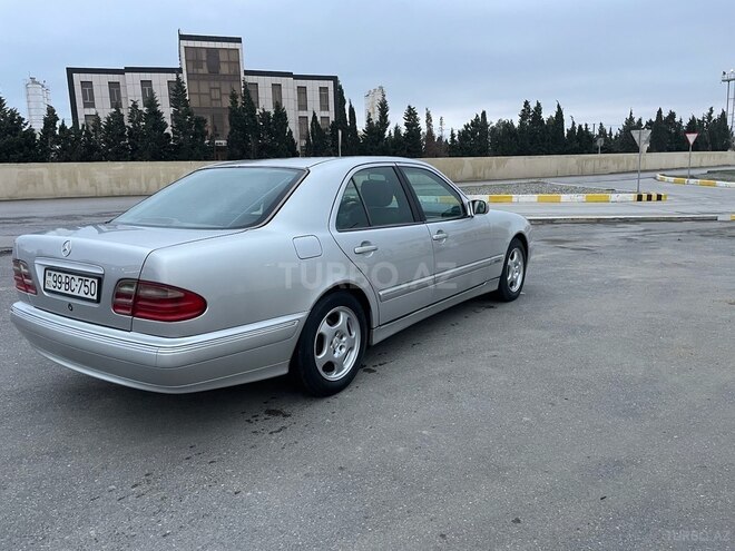 Mercedes E 240 2000, 312,863 km - 2.4 л - Bakı