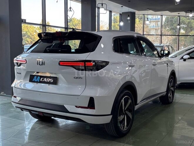 Changan Qiyuan Q05-5