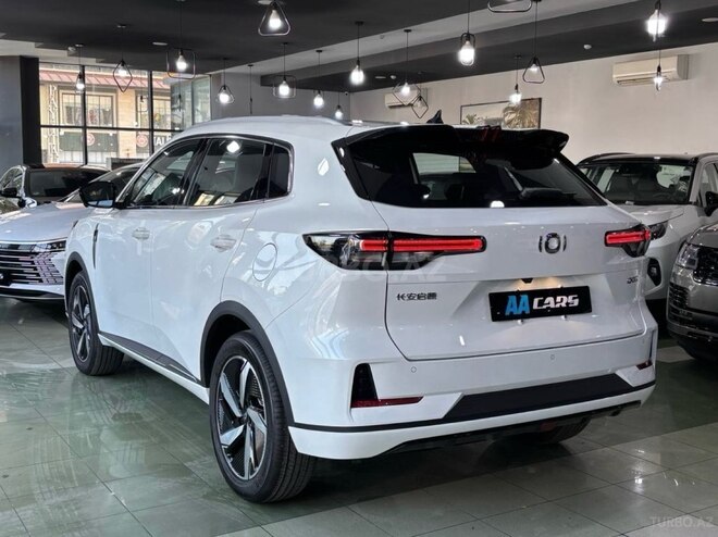 Changan Qiyuan Q05-4