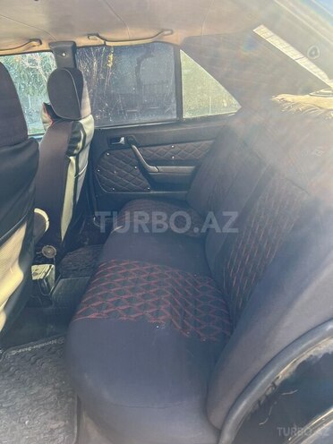 Mercedes 190 1987, 900,000 km - 2.0 l - Gəncə