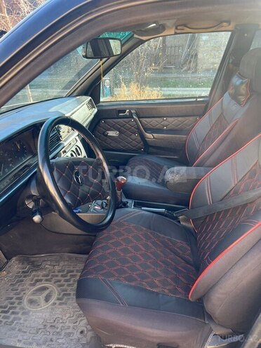 Mercedes 190 1987, 900,000 km - 2.0 l - Gəncə