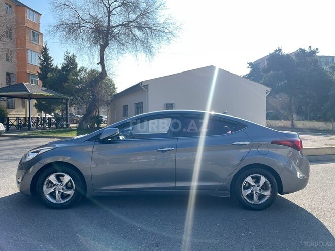Hyundai Avante 2015, 177,000 km - 1.6 l - Bakı
