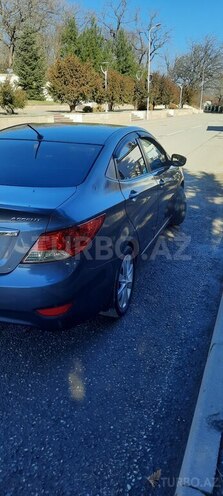 Hyundai Accent 2011, 182,500 km - 1.6 l - Qusar