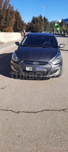Hyundai Accent 2011, 182,500 km - 1.6 l - Qusar