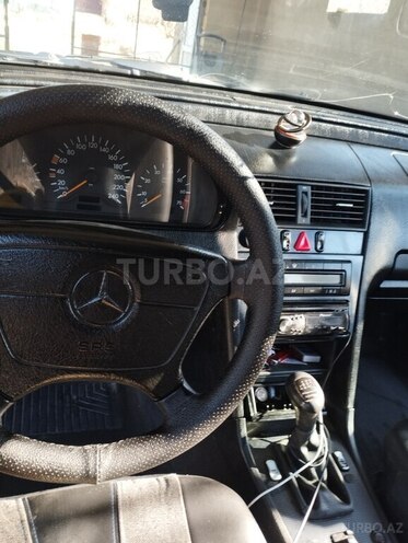 Mercedes C 180 1998, 505,500 km - 1.8 l - Quba