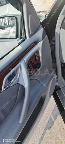 Mercedes E 320 2000, 245,000 km - 3.2 l - Göyçay