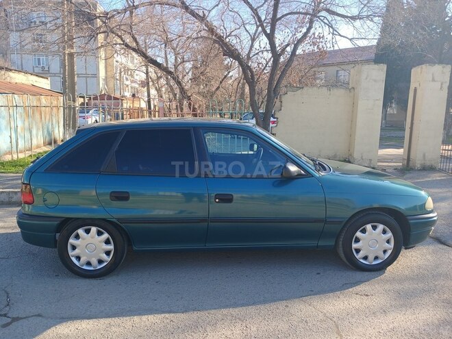 Opel Astra 1996, 234,555 km - 1.4 l - Sumqayıt